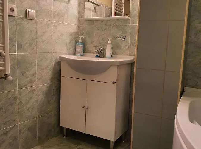 Carissa House * براشوف